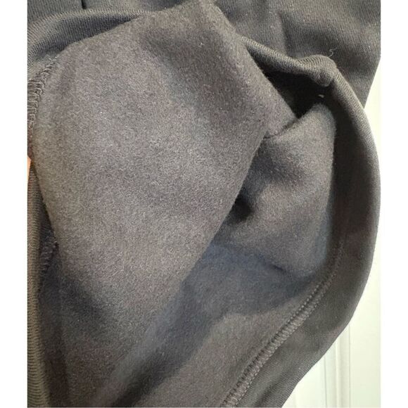 REEBOK - NWT - Men's Sz XL - "Identity" Small Logo Fleece Shorts in Black - Picture 9 of 16